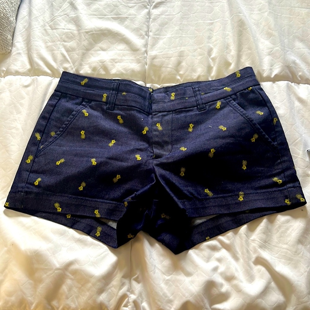 Cute pineapple shorts!